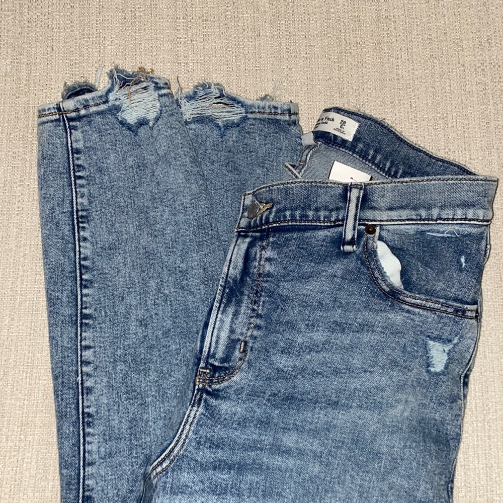 Abercrombie and Fitch Curve Love Mom Super Skinny High Rise 6 (28)